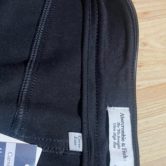 Abercrombie & Fitch Curvy Love Vegan Leather 90s Straight Pant Black Size 32 NWT - Picture 7 of 9